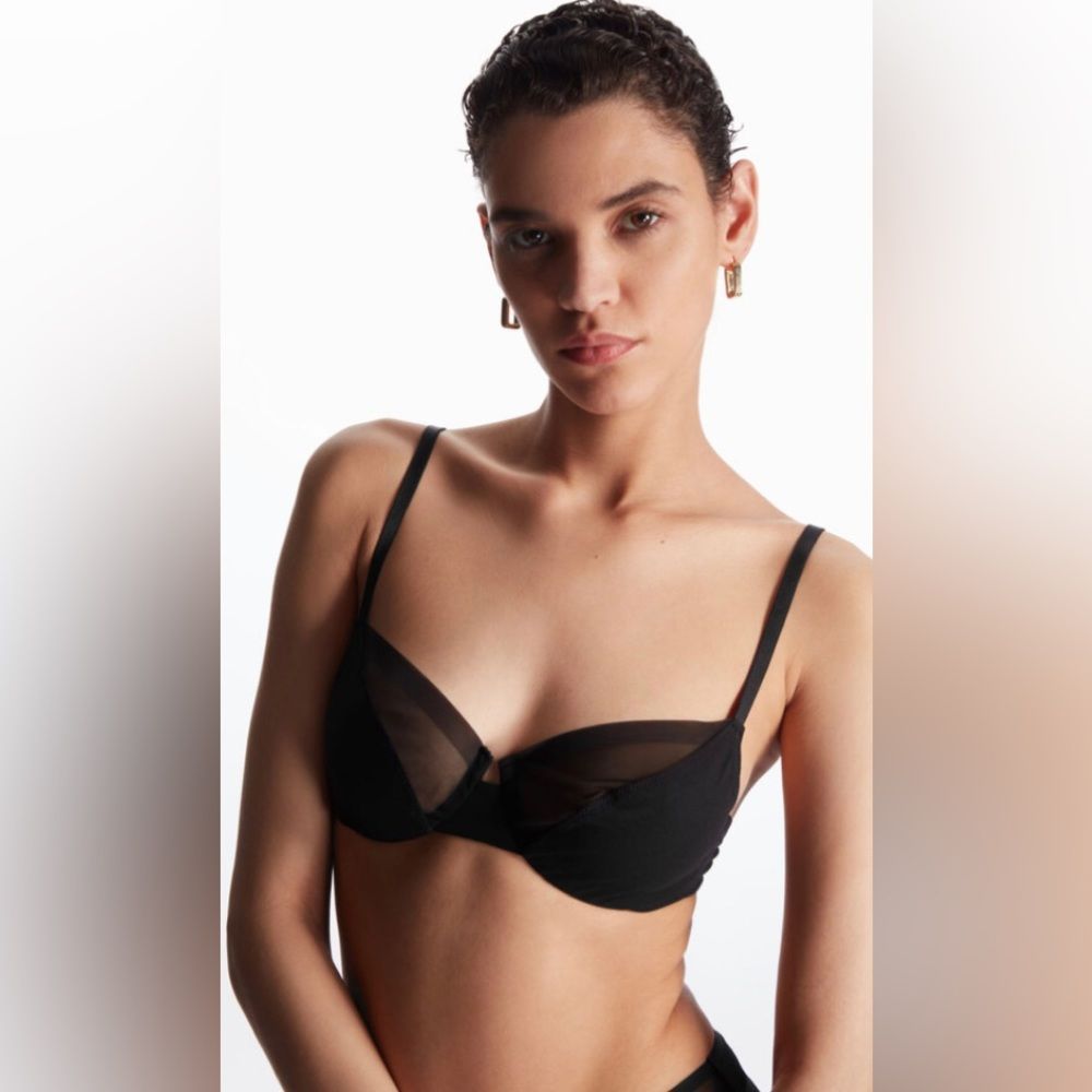 COS Lace-Mesh Underwire Black Bra | 34B
